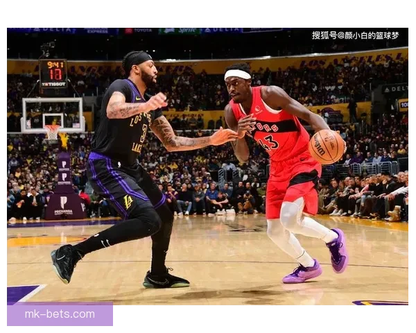 巴雷特27分领衔猛龙四人得分破20轻松战胜爵士 贝利空砍37分无力回天